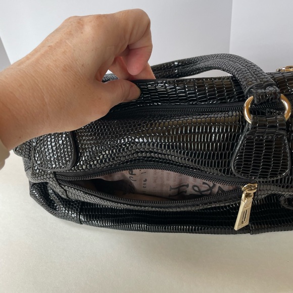 Kushite‎ black faux python snakeskin handbag - Picture 6 of 14